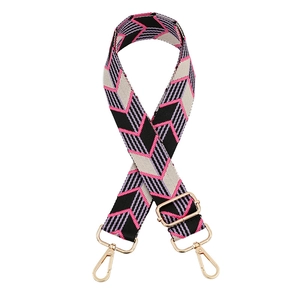 Bandoulière tissée ajustable à motif chevron rose avec mousquetons en métal doré