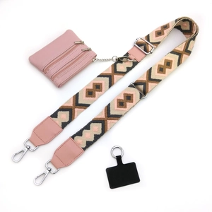 Detailliertes Set aus rosa geometrischem Gurt mit Mini-Tasche und Handy-Verbindung