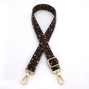 Adjustable jacquard leopard print shoulder strap with gold-plated metal swivel hooks