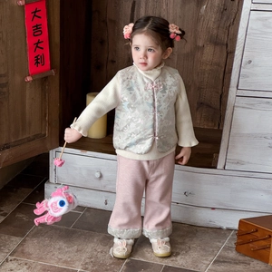 Toddler girl winter Chinese style thickened set with gold vest and white inner top