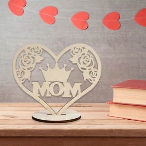Mother's Day wooden heart tabletop decoration with MOM lettering and crown design