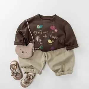 Ensemble enfant avec t-shirt manches longues en coton et pantalon avec sac petit ours