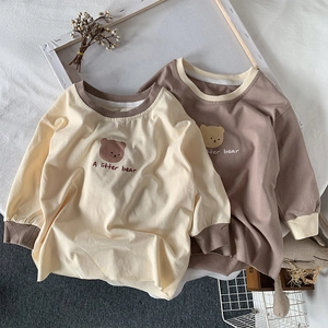T-shirt manches longues pour filles motif ours en crème et moka avec poignets côtelés
