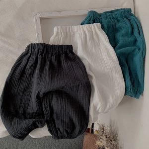 Lot de trois pantalons jogger respirants en coton et lin pour enfants en noir et vert