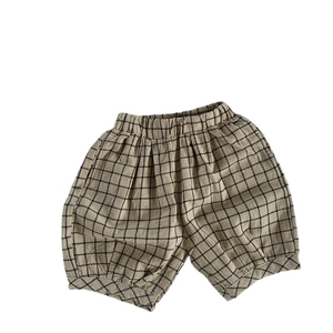 Kids breathable linen-cotton plaid shorts with elastic waist for summer leisure wear