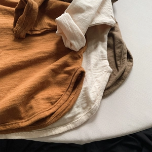 Kids slub cotton long sleeve t-shirts in caramel, off-white and grey green colors