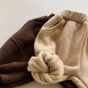Pantalon d'hiver pour enfants doublé de polaire marron et beige avec intérieur chaud
