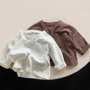 Minimalist kids long sleeve cotton T-shirts in white and brown with chest pocket