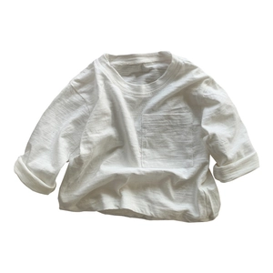 Kids long sleeve white slub cotton T-shirt with chest pocket and round neckline