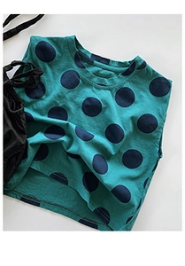 Detail view of cotton sleeveless vest with vintage polka dot print and ribbed neckline