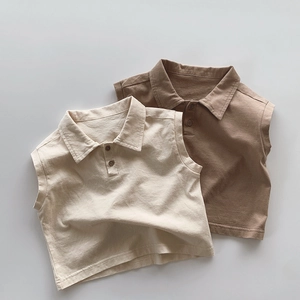 Detailed view of high-quality cotton sleeveless polo shirts in beige and coffee colors