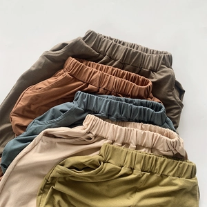Pantalon large en coton respirant pour enfants en cinq couleurs avec taille élastique