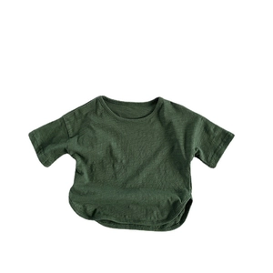 Kids slub cotton short sleeve T-shirt in dark green with a minimalist round neck design