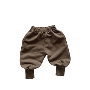 Kids casual dark coffee cotton sweatpants with elastic waist and ribbed ankle cuffs