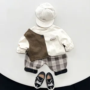 Ensemble t-shirt manches longues en coton lin et pantalon à carreaux pour enfants