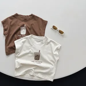 Détail de gilets sans manches en coton pour enfants avec imprimé graphique de glace