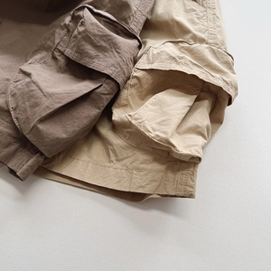 Kids cotton cargo shorts in brown and khaki with large utility side pockets