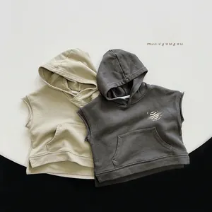 Gilet con cappuccio per bambini nei colori beige e grigio scuro con tasche