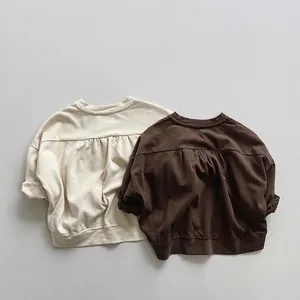 Ensemble de t-shirts enfants en coton à manches longues beige et marron avec plis au dos