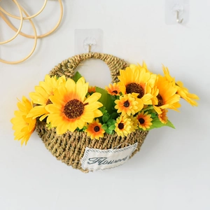 Handmade Woven Grass Hanging Flower Basket Rural Pastoral Style Wall Decor Storage Basket With Waterproof Liner