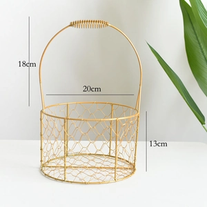 Round golden iron wire gift basket with handle and spring grip, 20cm diameter detail