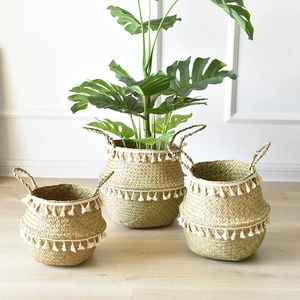 Set of 3 natural seagrass baskets with white fringe tassels for plants and storage