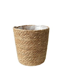 Natural hand-woven seagrass planter basket with waterproof plastic liner for home decor