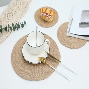 Natural jute woven table mat and coaster set for heat resistant dining decoration