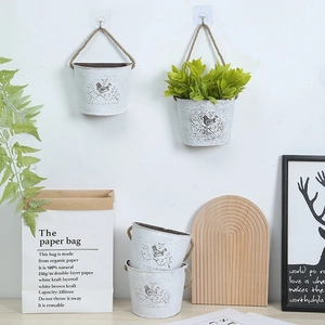 Retro Iron Wall Hanging Flower Pot Distressed White Metal Planter With Hemp Rope Handle Bird Pattern Decorative Garden Decor