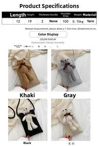 Detail of bear-shaped knitted crossbody phone bags in four colors with dimensions 12x19x2cm