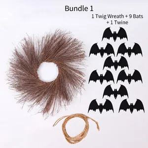 Detail eines Halloween DIY-Kranz-Sets mit Zweigring, schwarzen Fledermäusen und Kordel