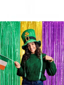 Rideaux de fête St Patrick avec franges vertes dorées et violettes pour décoration