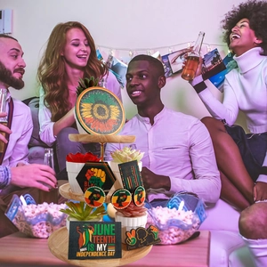Juneteenth Etagen-Tablett Deko-Set mit 1865 Holzschildern und Sonnenblumen-Untersetzern