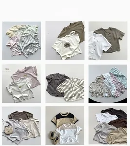 Diversi stili di completi estivi in cotone per bambini in layout di griglia 3x3