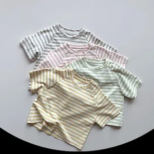 T-shirts en coton pour enfants à rayures macaron avec détails de manches raglan à plat