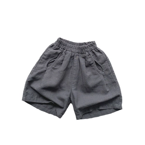 Kinder-Shorts aus Baumwollleinen in Dunkelgrau mit Gummizug und zwei vorderen Taschen