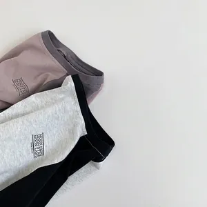 Camisetas de manga larga para niños con estampado Moon Night en tonos gris y púrpura
