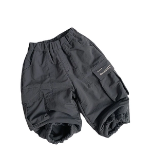 Pantaloni cargo per bambini grigio antracite con fodera in pile e tessuto antivento