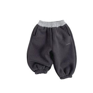 Kids warm thick fleece jogger pants in dark grey with BEST DREAM print for casual wear