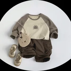 Kids long sleeve cotton T-shirt and cargo pants set with rainbow print in Korean style