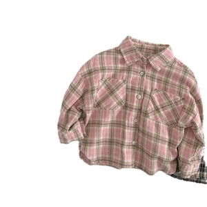 Kids casual pink plaid long-sleeve shirt with front pockets and classic button-down collar