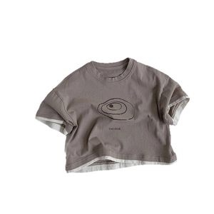 T-shirt per bambini in cotone marrone con stampa 'THE STAR' e dettaglio a strati