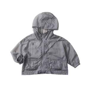 Veste légère de protection solaire pour enfants grise avec capuche et fermeture éclair