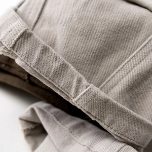 Kids khaki cotton cargo pants with high-density twill fabric and premium cuff stitching