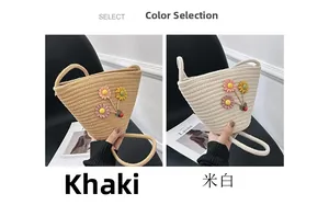 Détails des sacs seaux tressés en kaki et blanc crème ornés de fleurs et de coccinelles