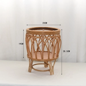 Detailed size chart showing 20cm diameter and 28.5cm height for woven bamboo plant stand