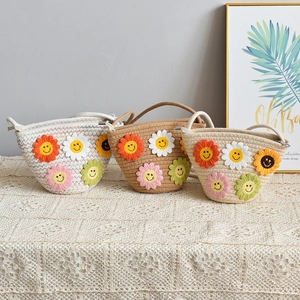 Sac Bandoulière Minimaliste en Paille Tissé pour Téléphone Portable Femmes Été Plage Motif Floral Souriant Bandoulière Unique
