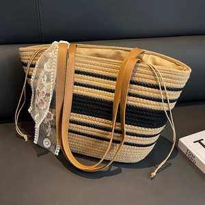 Sac Fourre-tout Tissé à Rayures en Corde de Coton Avec Décoration de Ruban en Dentelle Florale Sac à Bandoulière de Plage