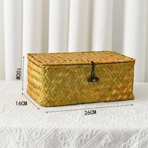 Detailed size view of a handmade seagrass storage box with dimensions 26x16x10 cm