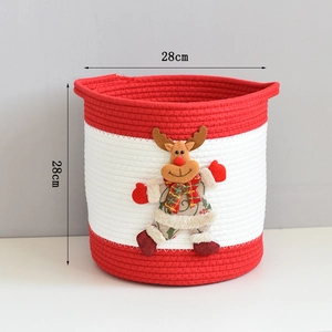 Détail du panier de rangement en coton tissé rouge et blanc avec motif renne de Noël 3D
